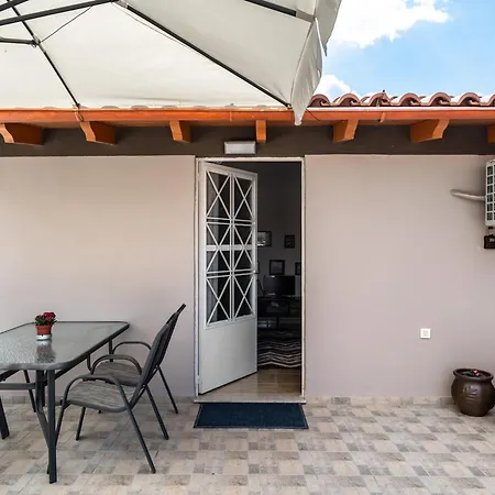 Ferienhaus Angela Dalamanara